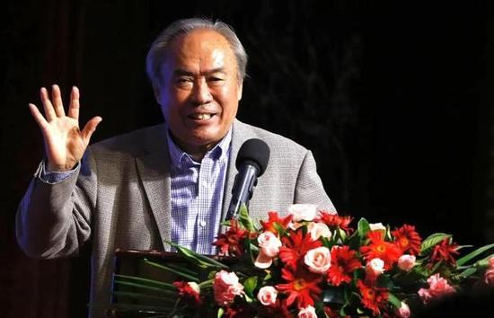 男ji大巴进人女人的视